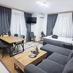 Pirin Skilift - Cozy & Modern App In Bansko, 100 M To The Gondola Bansko